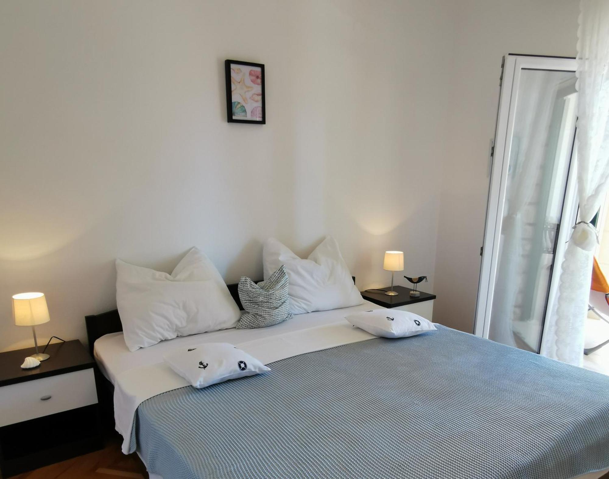Mira Apartment